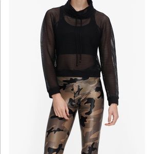 Koral Pump Open Mesh Top. Size S. Black. NWT.